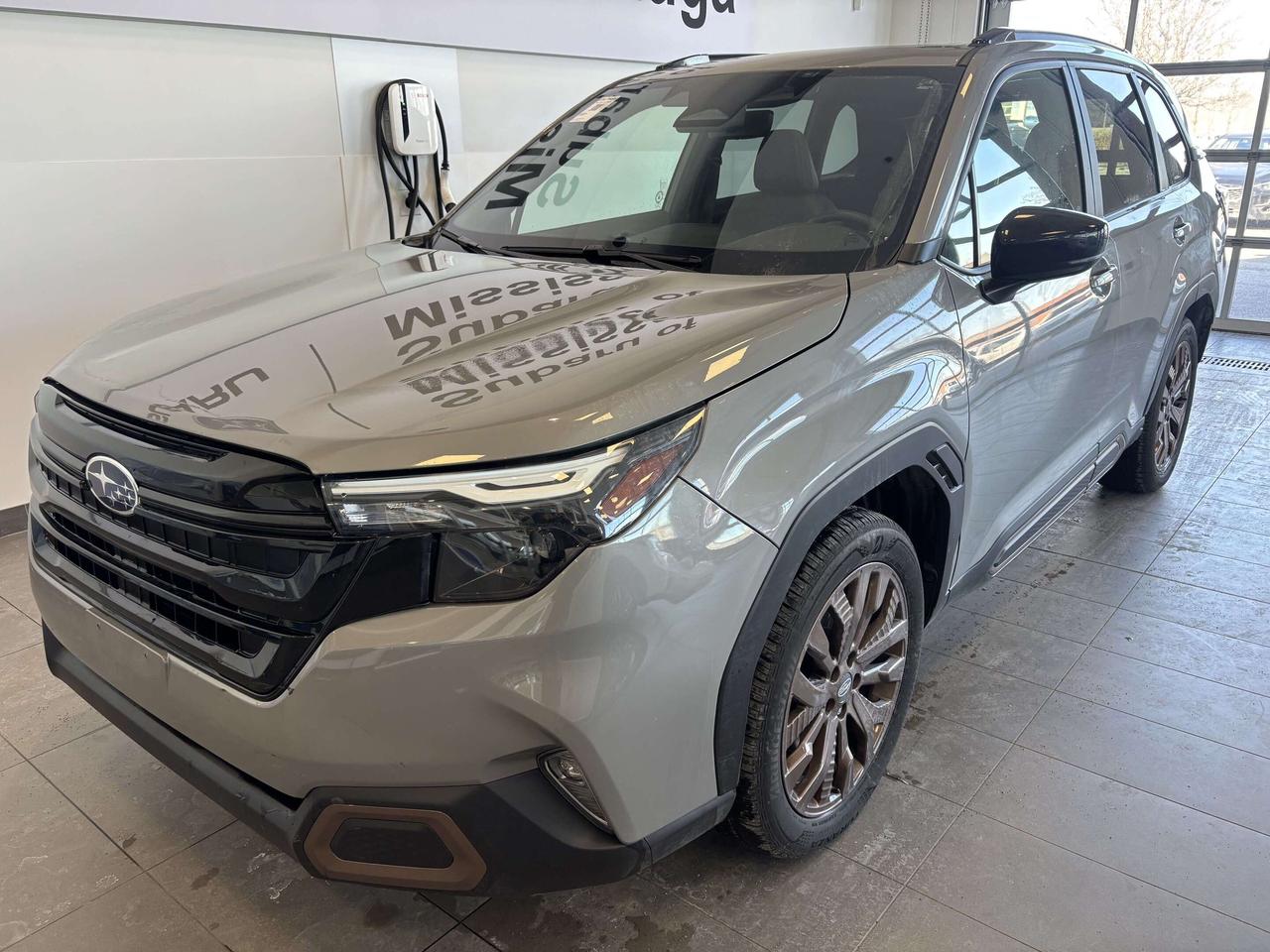 2025 Subaru Forester SPORT   1 OWNER   CLEAN CARFAX   PANO ROOF  CAMERA Photo