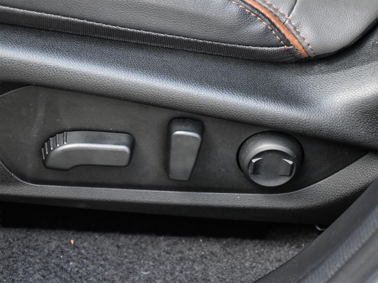 2025 Subaru Forester SPORT   1 OWNER   CLEAN CARFAX   PANO ROOF  CAMERA Photo
