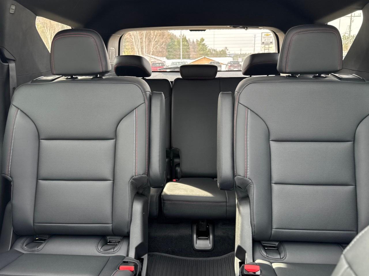 2026 Chevrolet Traverse AWD 4dr Z71 Photo