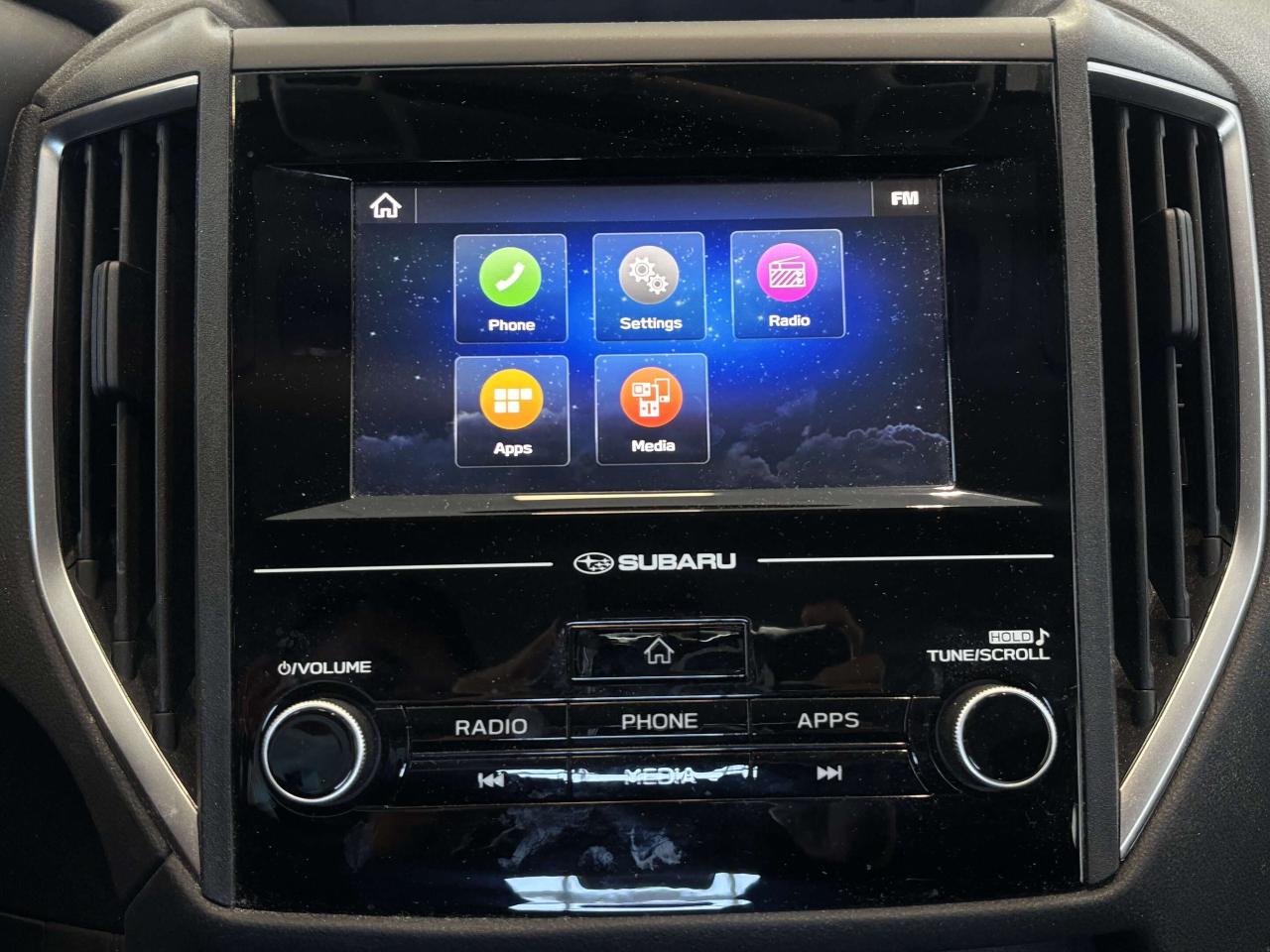 2020 Subaru Impreza VERY LOW KM   1 OWNER   CLEAN CARFAX   2 RIM SETS Photo