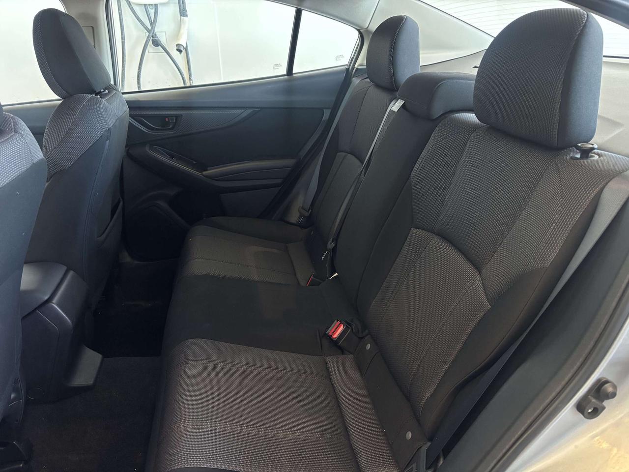 2020 Subaru Impreza VERY LOW KM   1 OWNER   CLEAN CARFAX   2 RIM SETS Photo