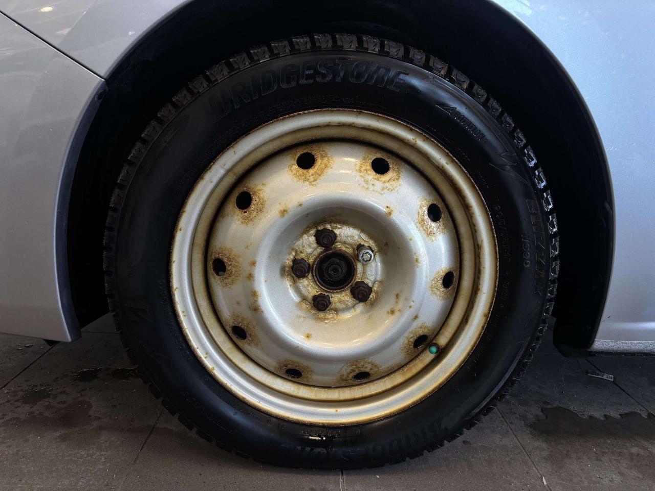 2020 Subaru Impreza VERY LOW KM   1 OWNER   CLEAN CARFAX   2 RIM SETS Photo