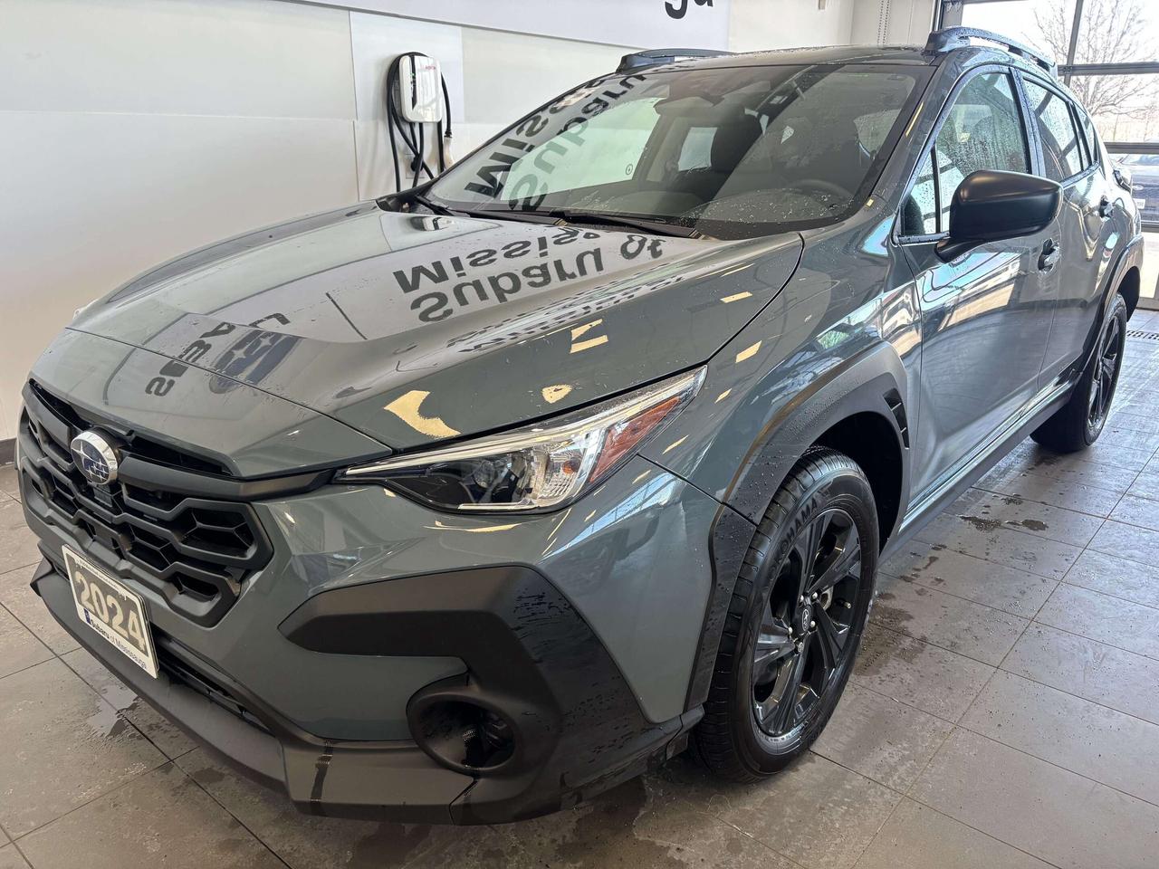 2024 Subaru Crosstrek VERY LOW KM   1 OWNER   CLEAN CARFAX   AWD Photo