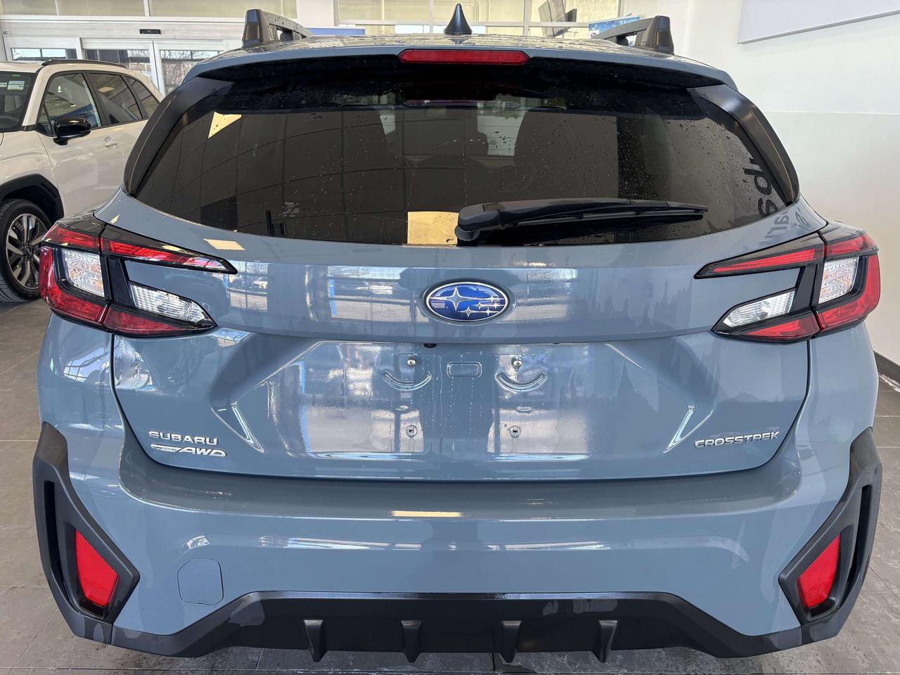 2024 Subaru Crosstrek VERY LOW KM   1 OWNER   CLEAN CARFAX   AWD Photo