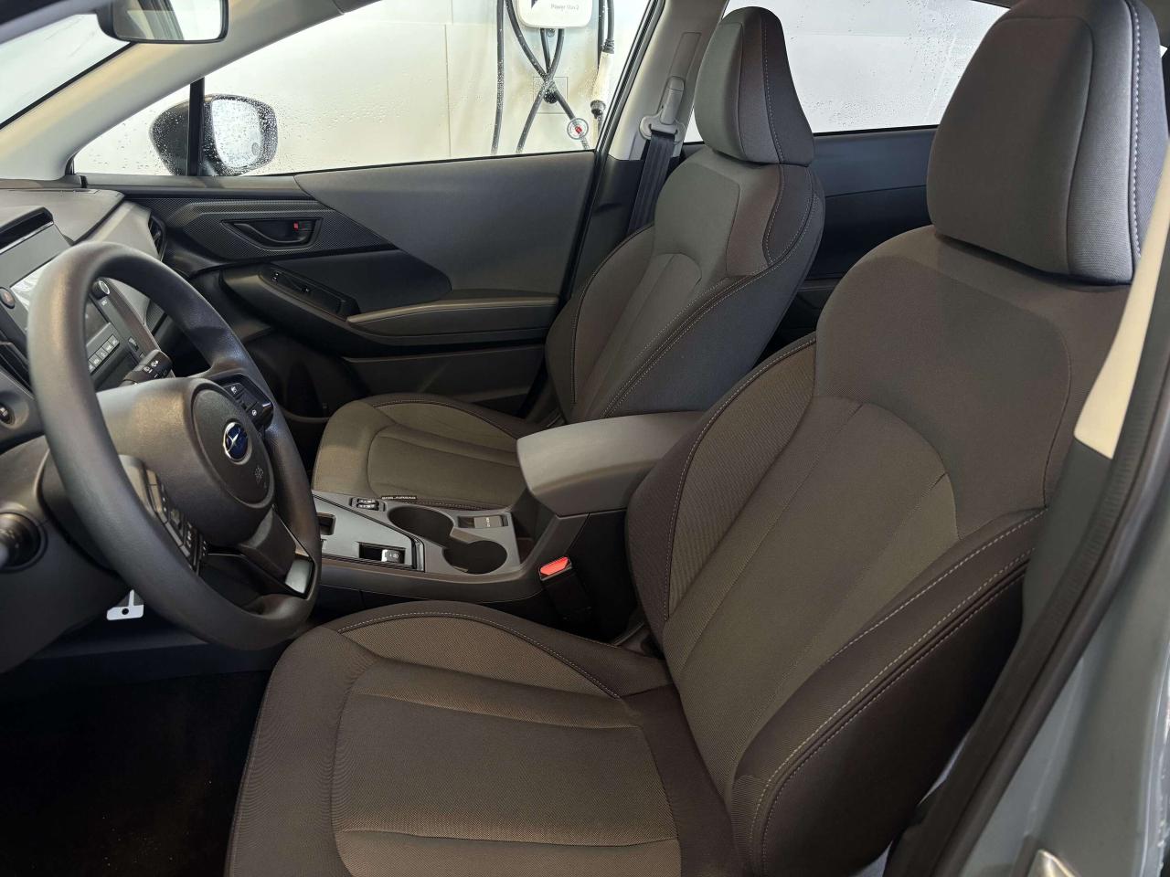 2024 Subaru Crosstrek VERY LOW KM   1 OWNER   CLEAN CARFAX   AWD Photo