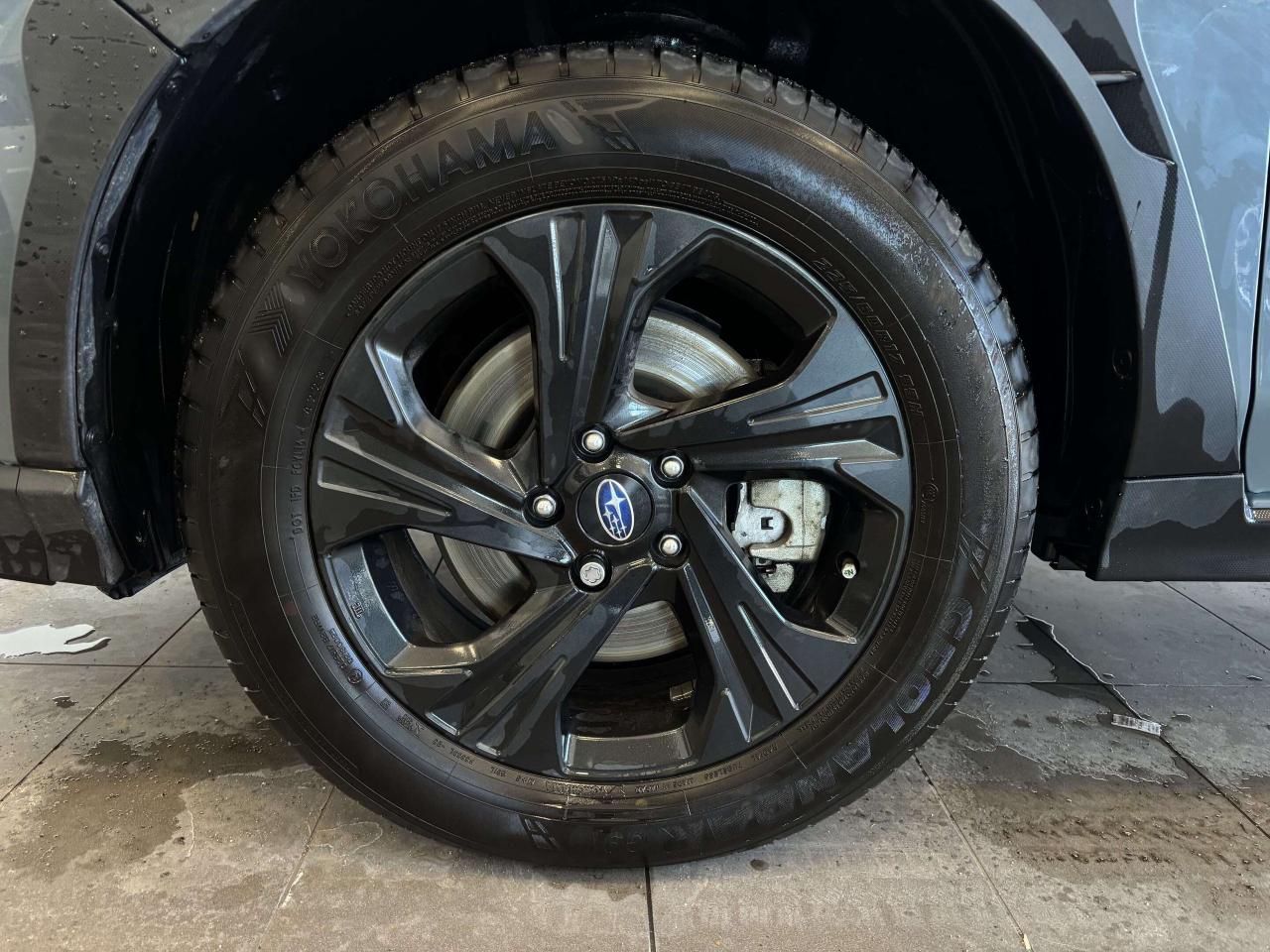 2024 Subaru Crosstrek VERY LOW KM   1 OWNER   CLEAN CARFAX   AWD Photo