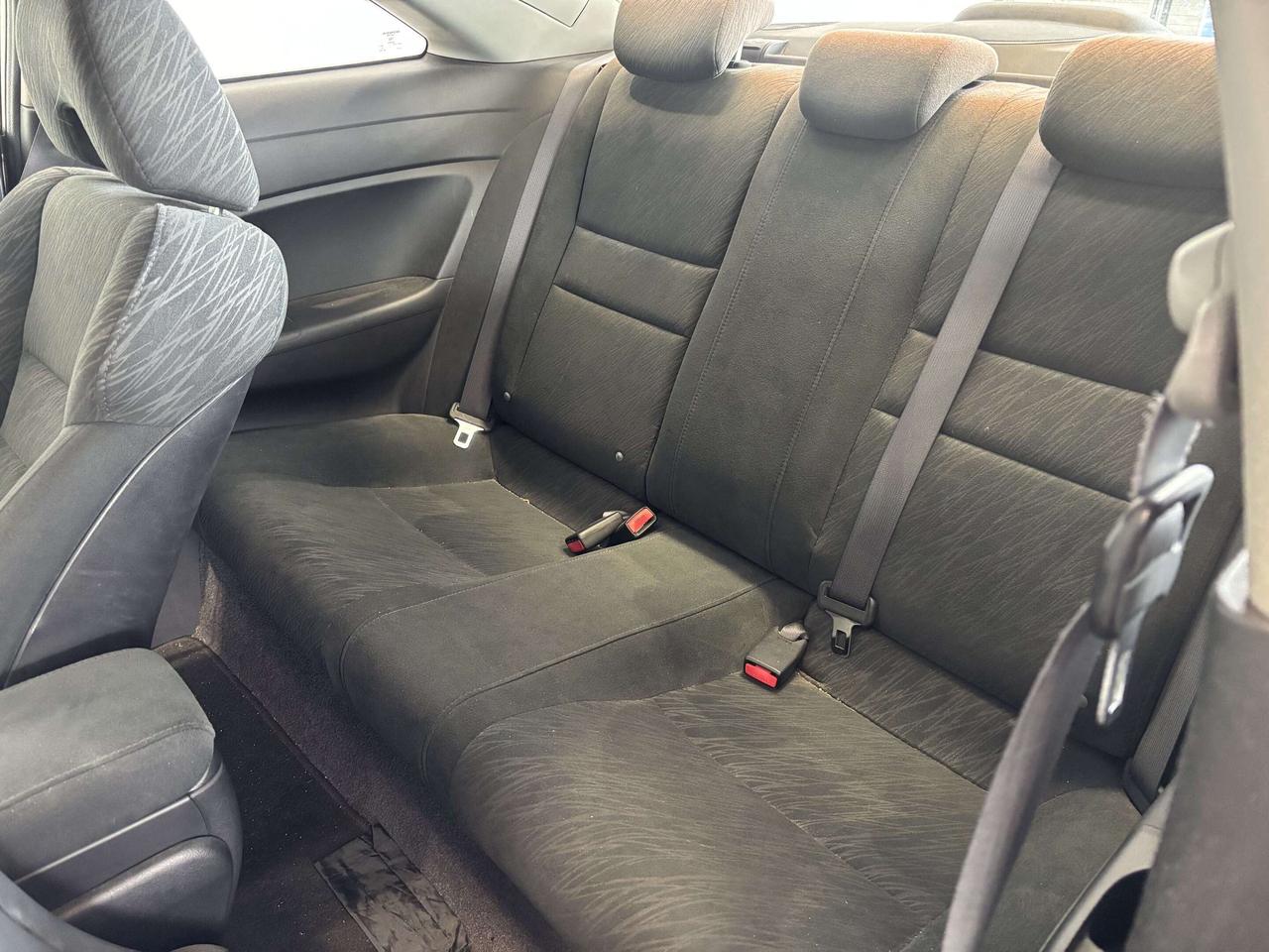 2006 Honda Civic ONE OWNER   CLEAN CARFAX   SOLD AS IS   SUNROOF Photo