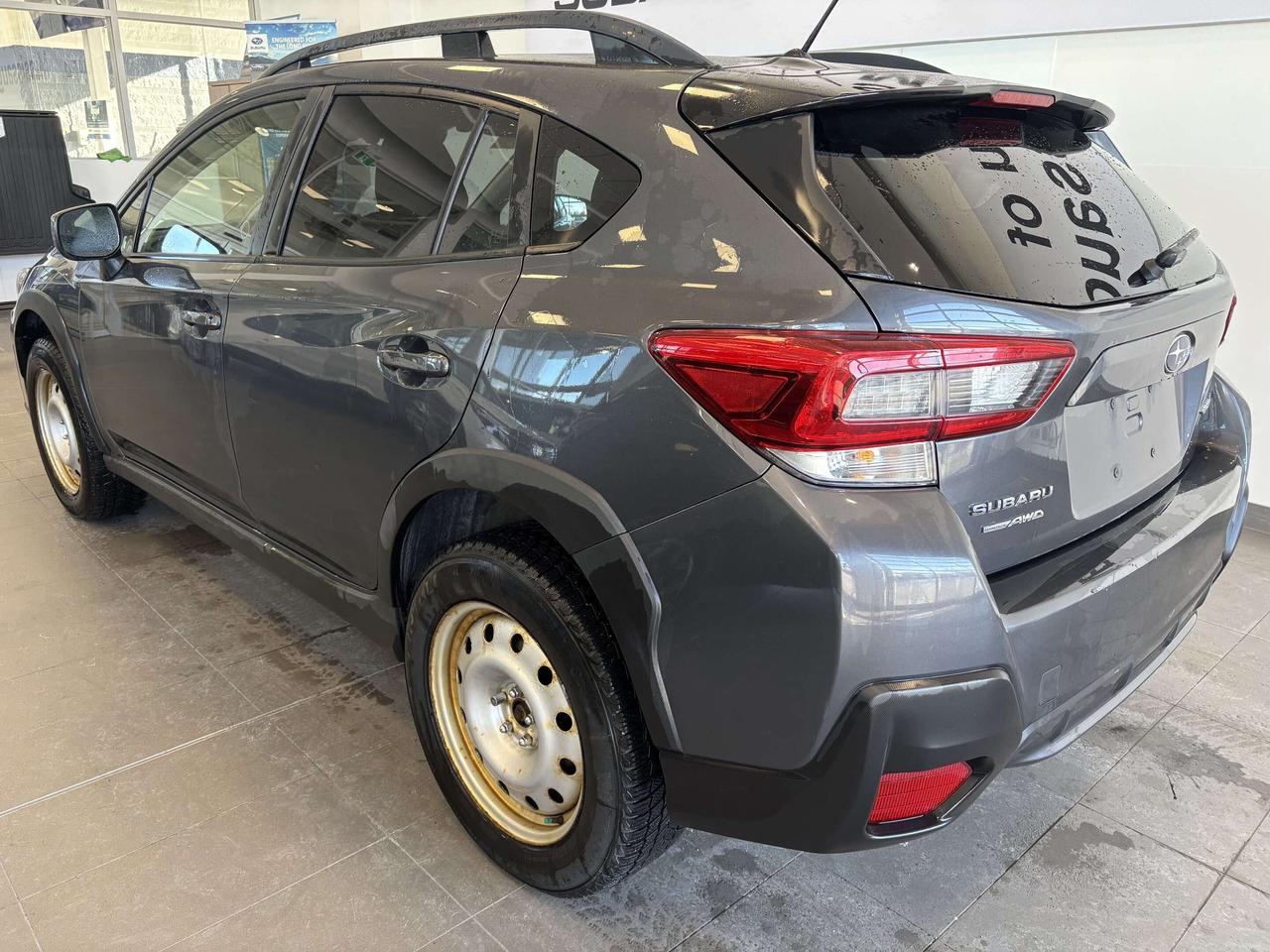 2020 Subaru Crosstrek 1 OWNER   LOW KM!   2 SETS OF RIMS/ TIRES!   AWD Photo