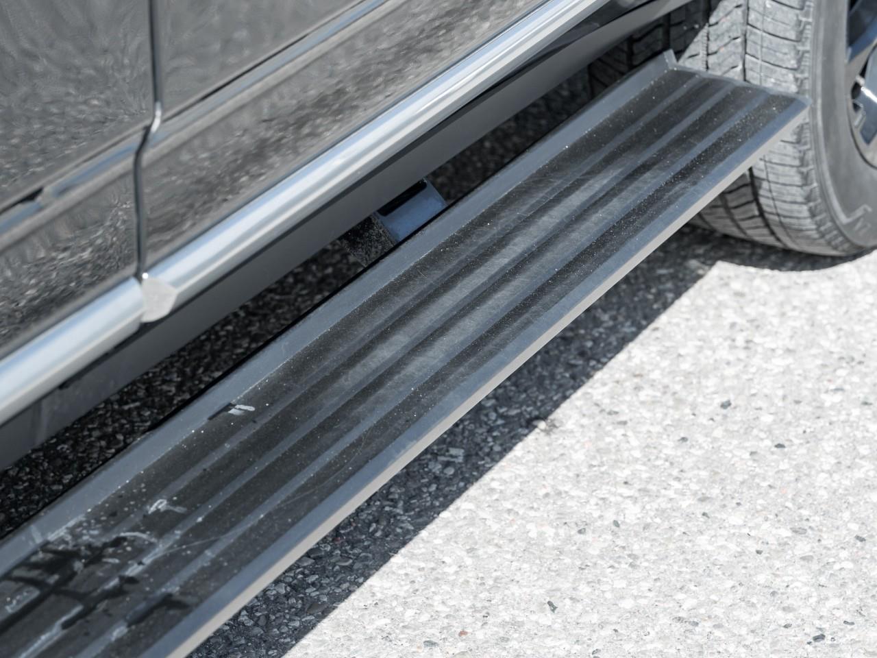 2023 GMC Yukon XL Denali 4x4 Photo