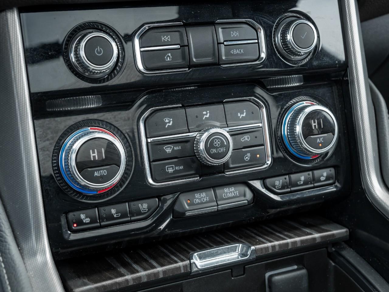 2023 GMC Yukon XL Denali 4x4 Photo