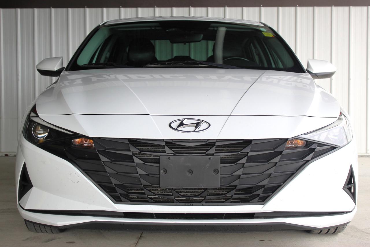 2021 Hyundai Elantra Preferred IVT w/Sun & Tech Package Photo