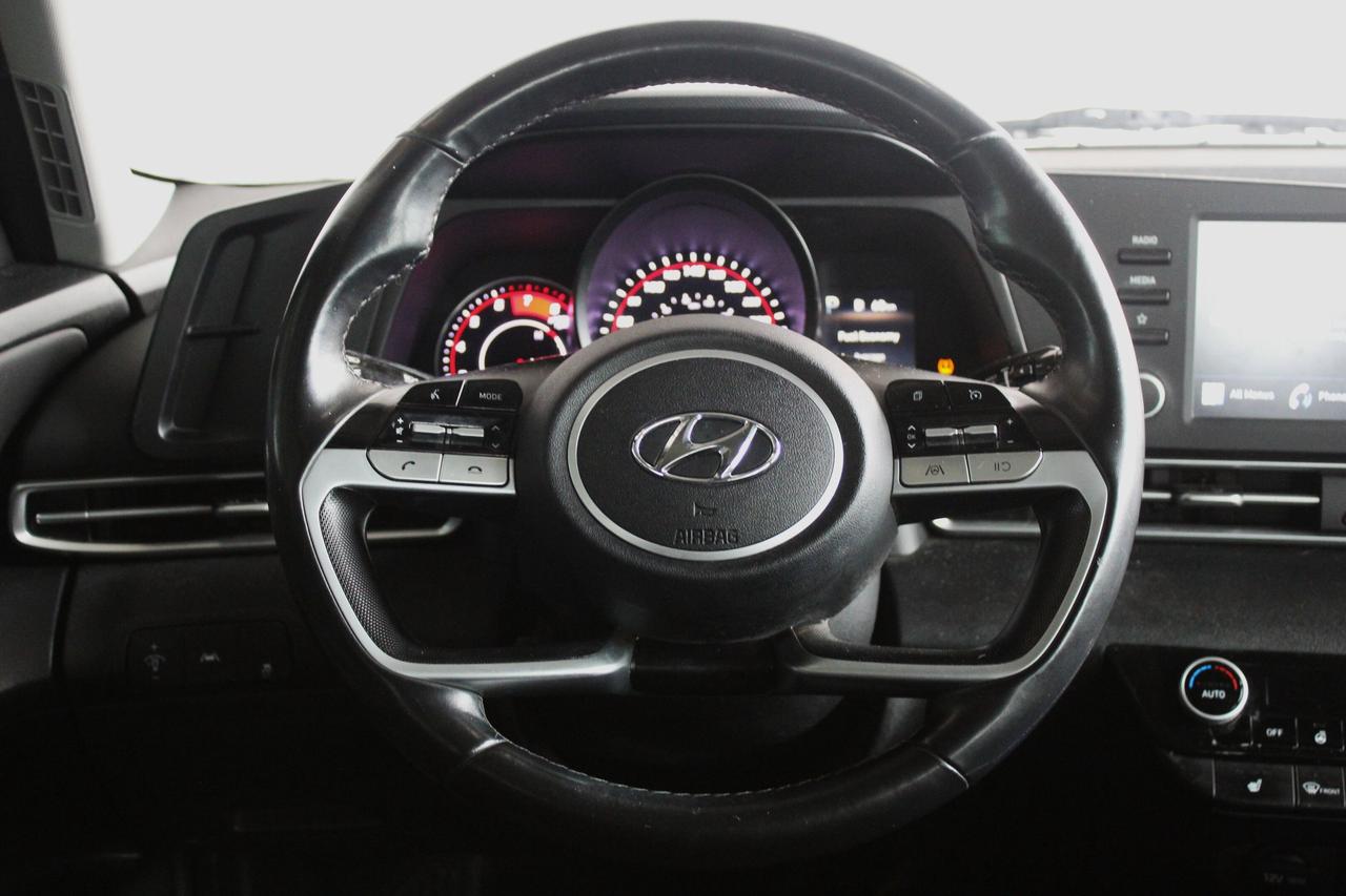 2021 Hyundai Elantra Preferred IVT w/Sun & Tech Package Photo