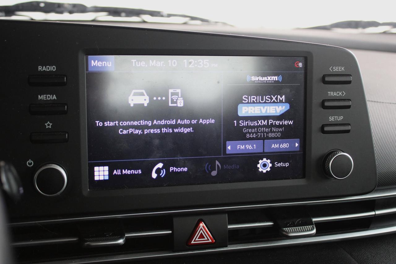 2021 Hyundai Elantra Preferred IVT w/Sun & Tech Package Photo