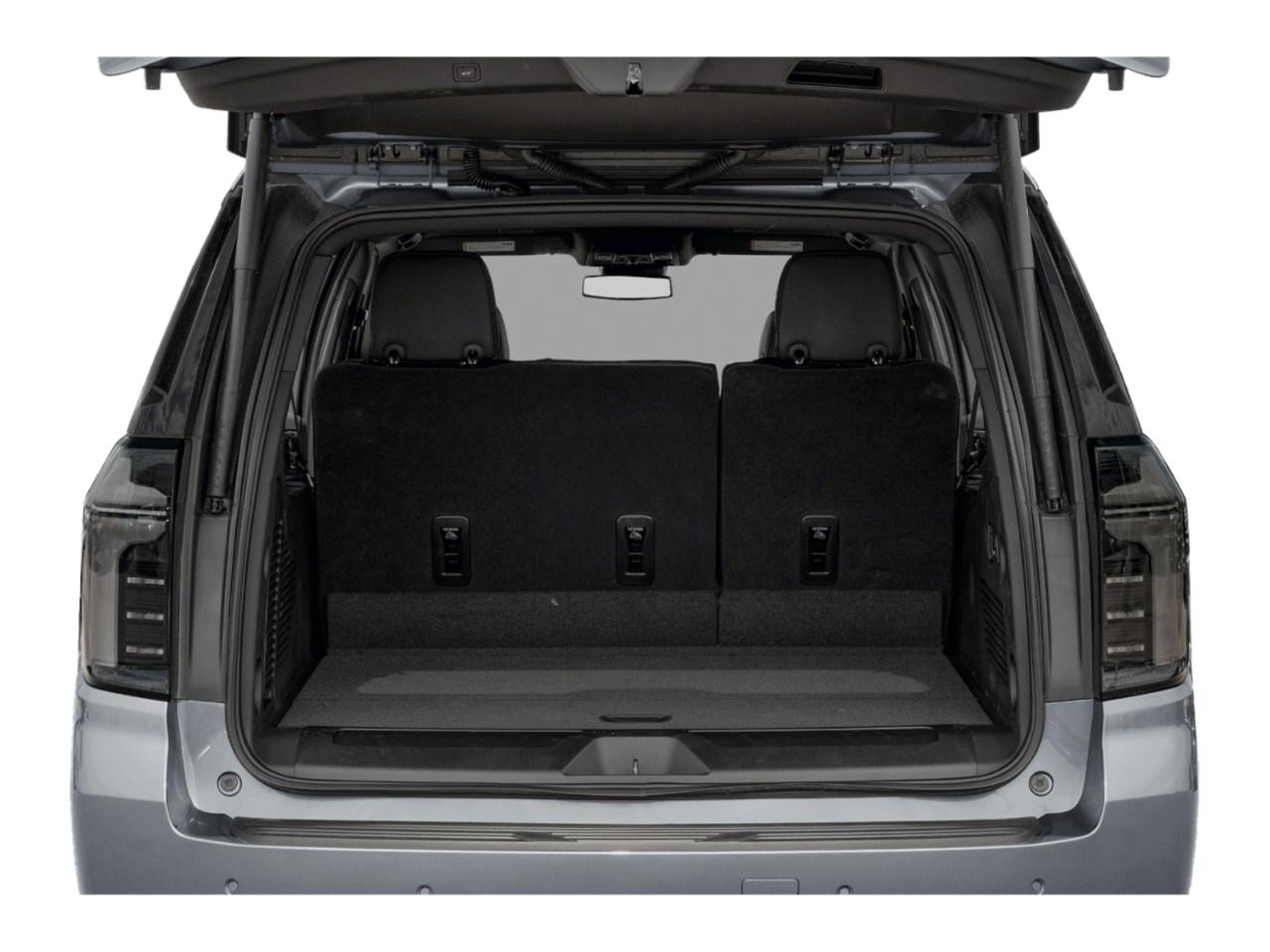 2026 Chevrolet Suburban 4WD 4dr LT Photo