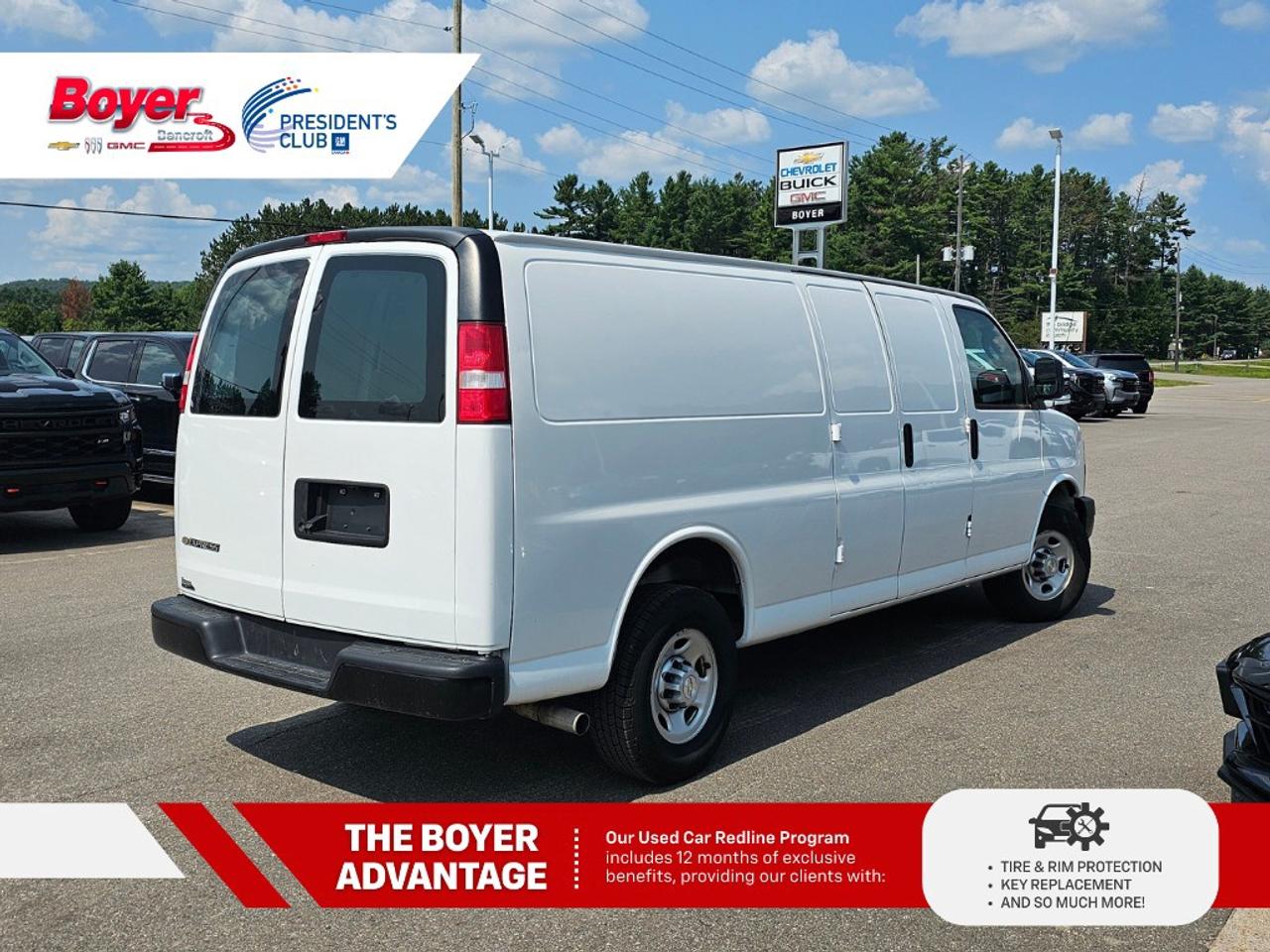 2021 Chevrolet Express Cargo Van 2500 Extended Wheelbase Rear-Wheel Drive Photo3