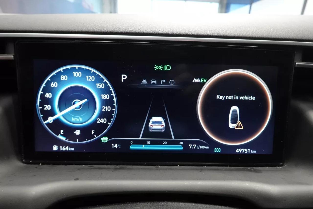 2023 Hyundai Tucson Hybrid ULTIMATE CALLIGRAPHY / HTD,COOL SEATS / POWERLIFT Photo