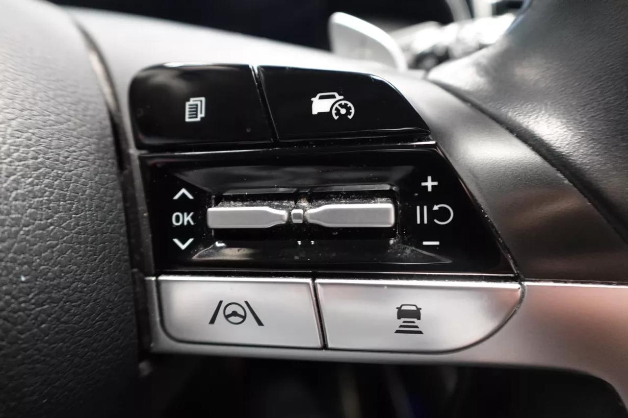 2023 Hyundai Tucson Hybrid ULTIMATE CALLIGRAPHY / HTD,COOL SEATS / POWERLIFT Photo