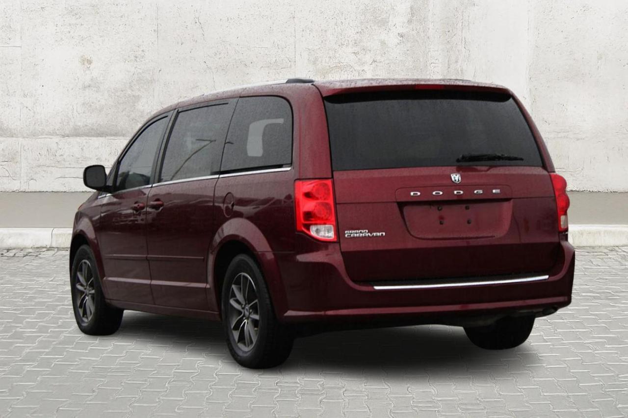 2017 Dodge Grand Caravan 4DR WGN SXT PREMIUM PLUS Photo3