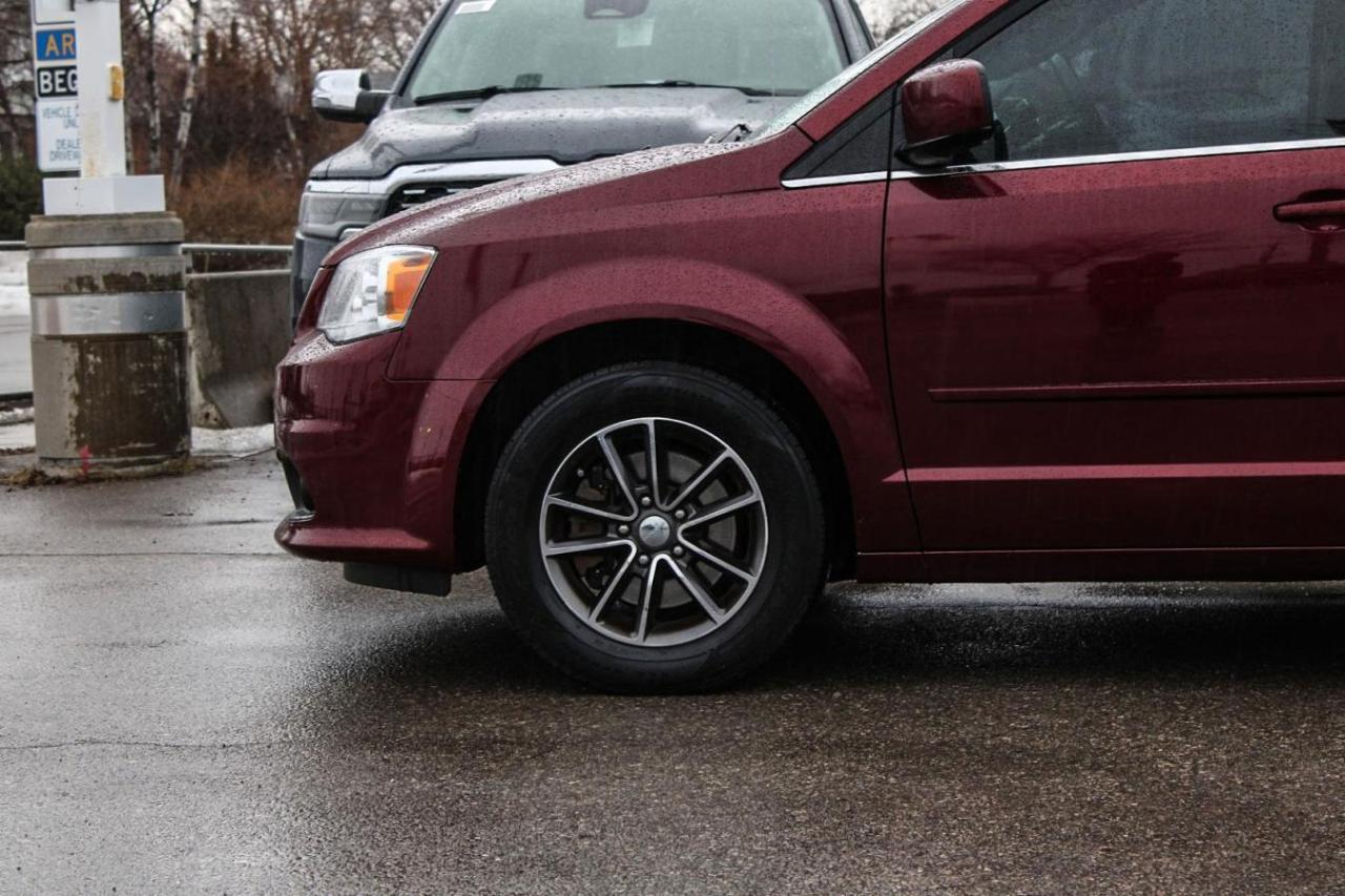 2017 Dodge Grand Caravan 4DR WGN SXT PREMIUM PLUS Photo