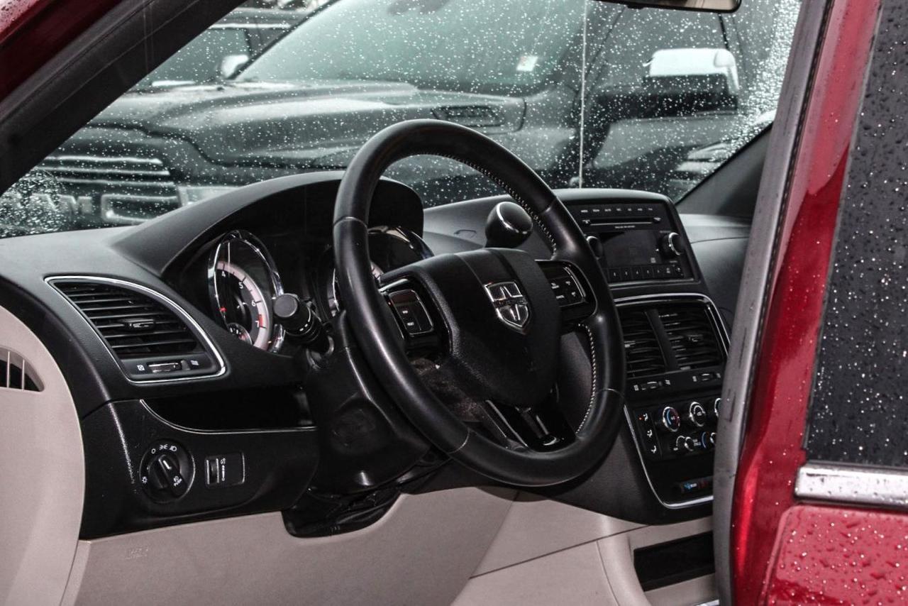 2017 Dodge Grand Caravan 4DR WGN SXT PREMIUM PLUS Photo