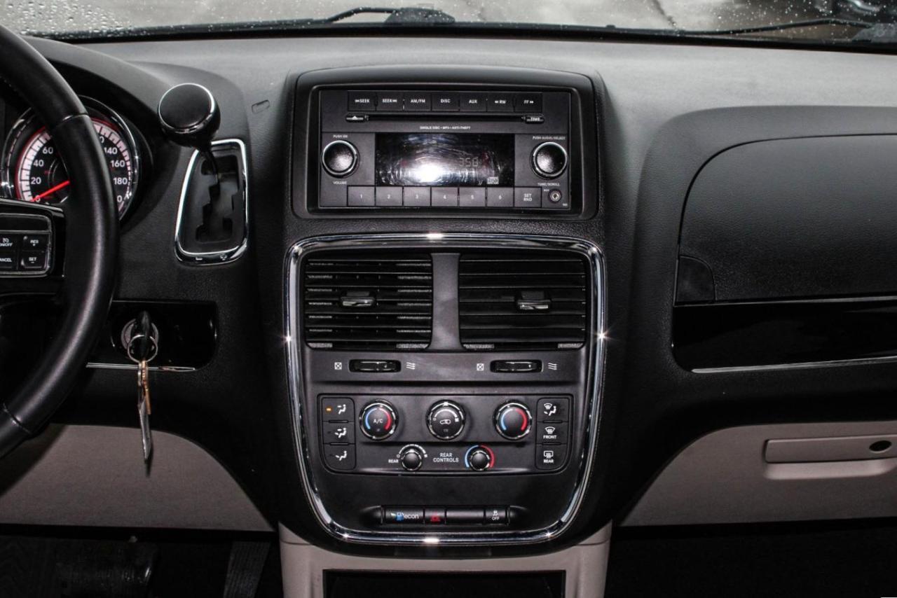 2017 Dodge Grand Caravan 4DR WGN SXT PREMIUM PLUS Photo