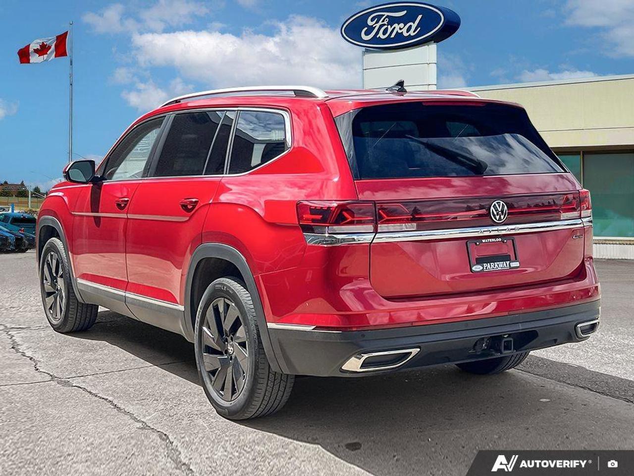 2024 Volkswagen Atlas Highline   ONE OWNER   LEATHER Photo4