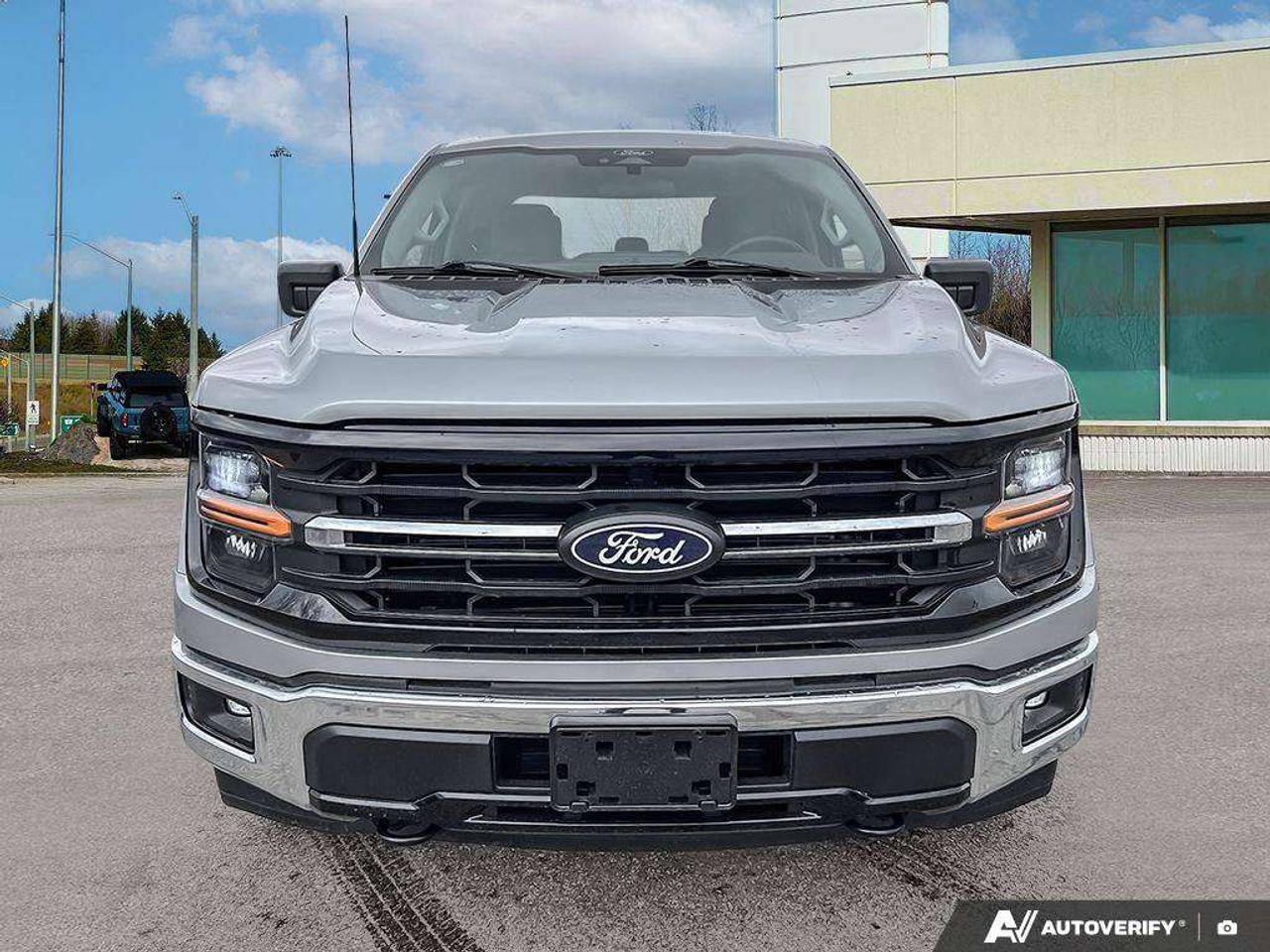 2025 Ford F-150 XLT      CLASS IV TRAILER HITCH Photo