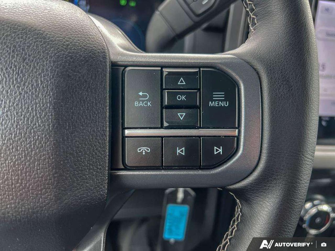2025 Ford F-150 XLT      CLASS IV TRAILER HITCH Photo