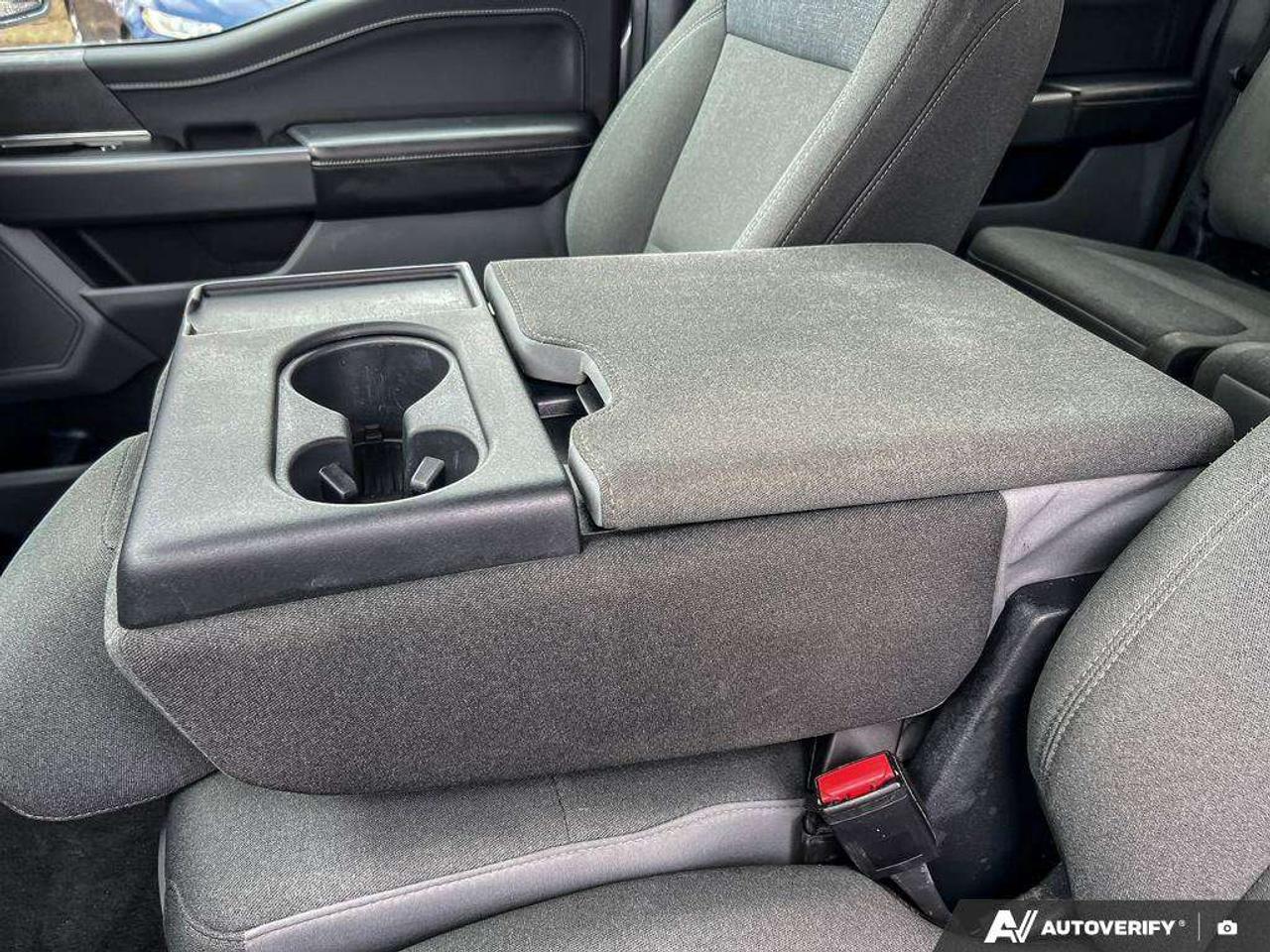 2025 Ford F-150 XLT      CLASS IV TRAILER HITCH Photo