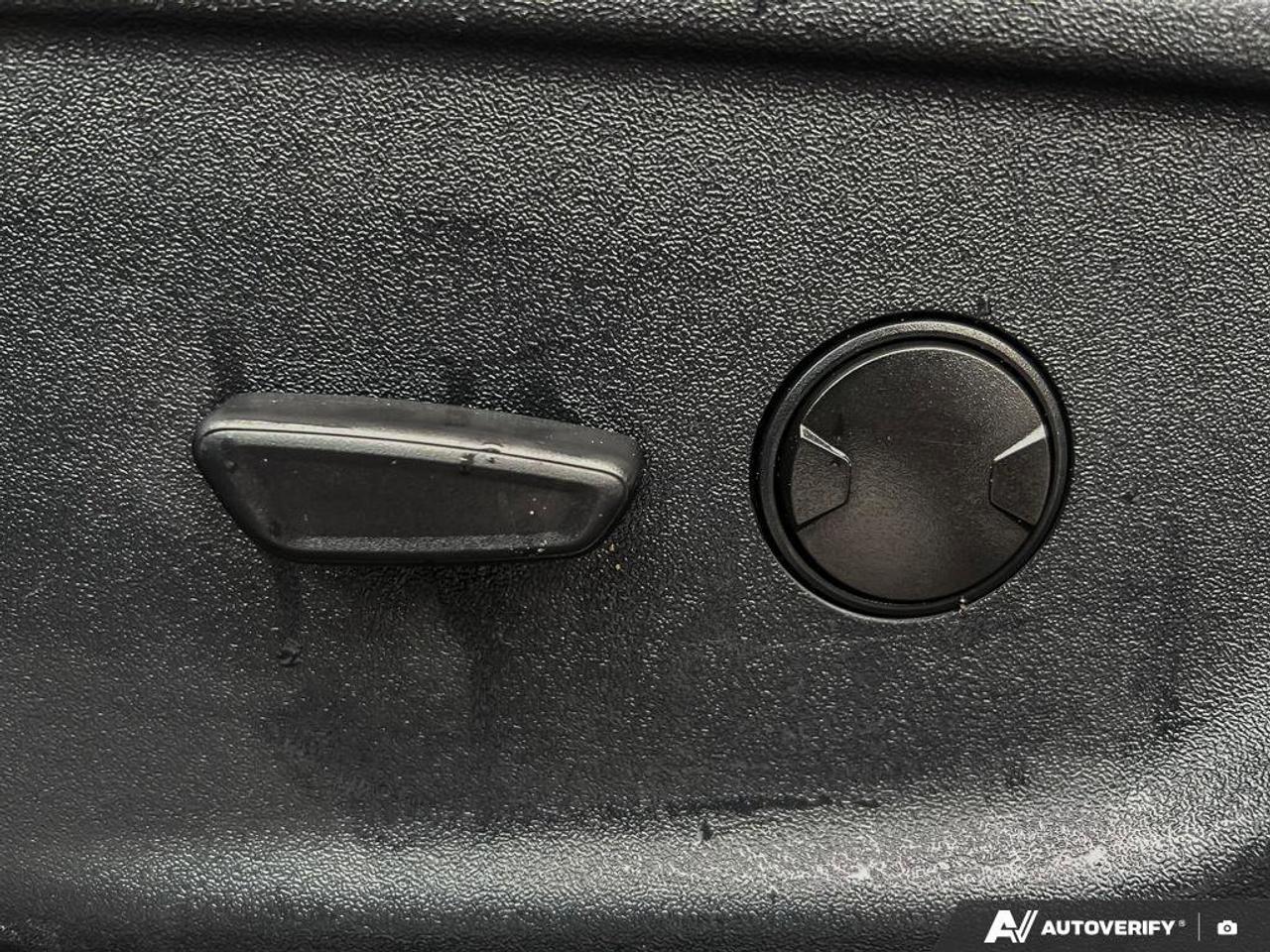 2025 Ford F-150 XLT   3.5L V6   REAR CAMERA   TRAILER HITCH Photo