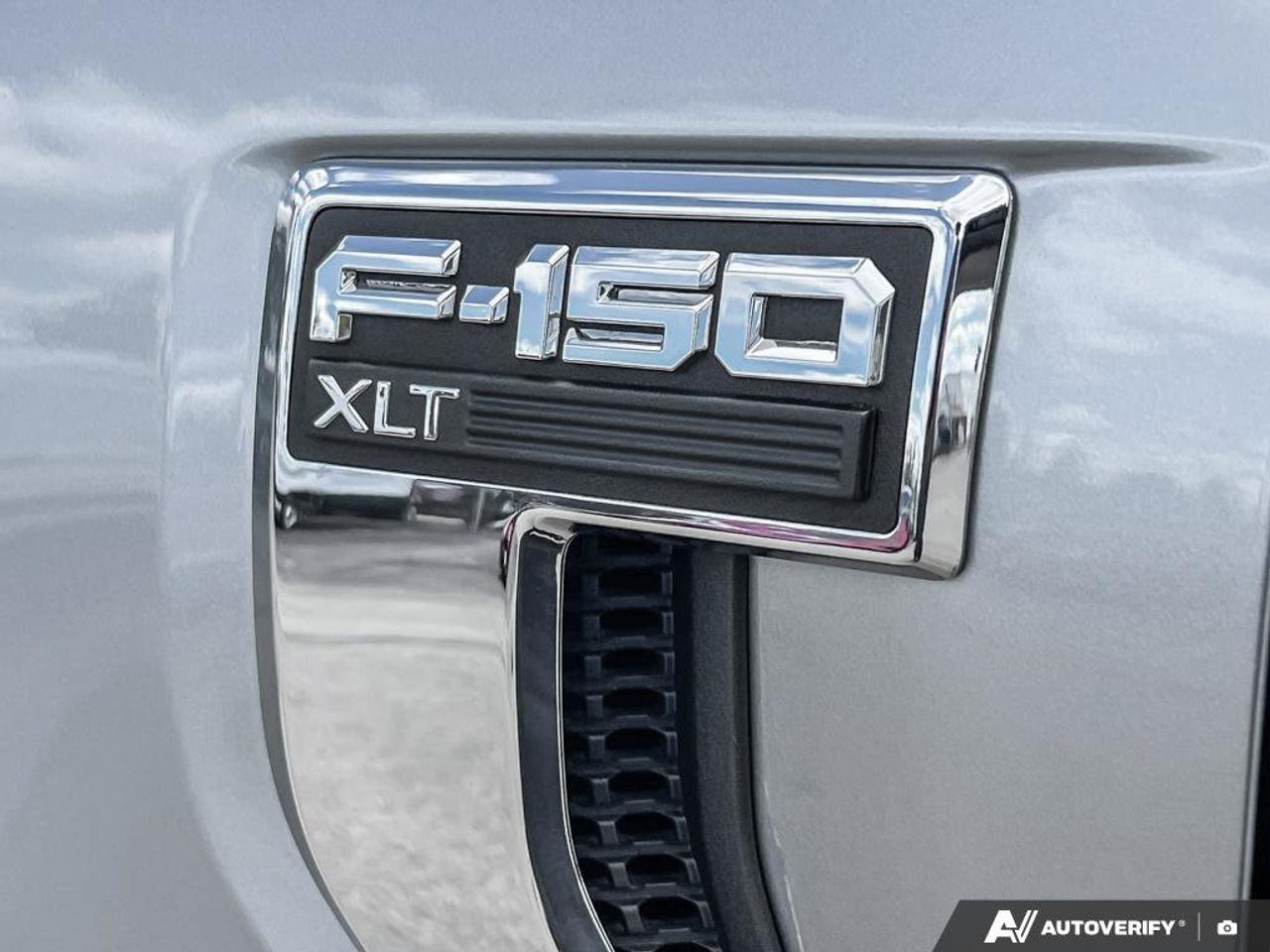 2025 Ford F-150 XLT   FORMER RENTAL   REAR CAMERA   TRAILER HITCH Photo