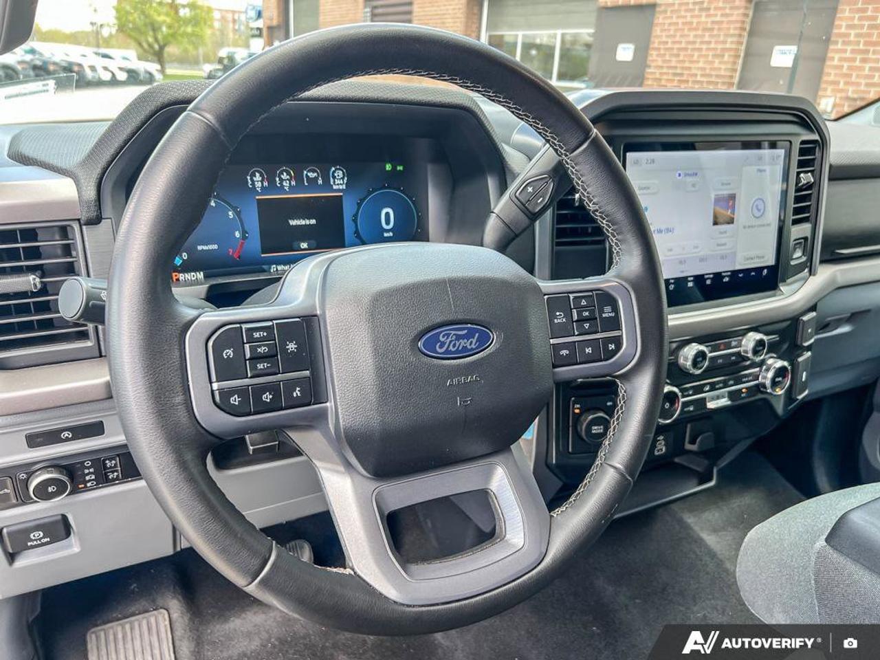 2025 Ford F-150 XLT   FORMER RENTAL   REAR CAMERA   TRAILER HITCH Photo