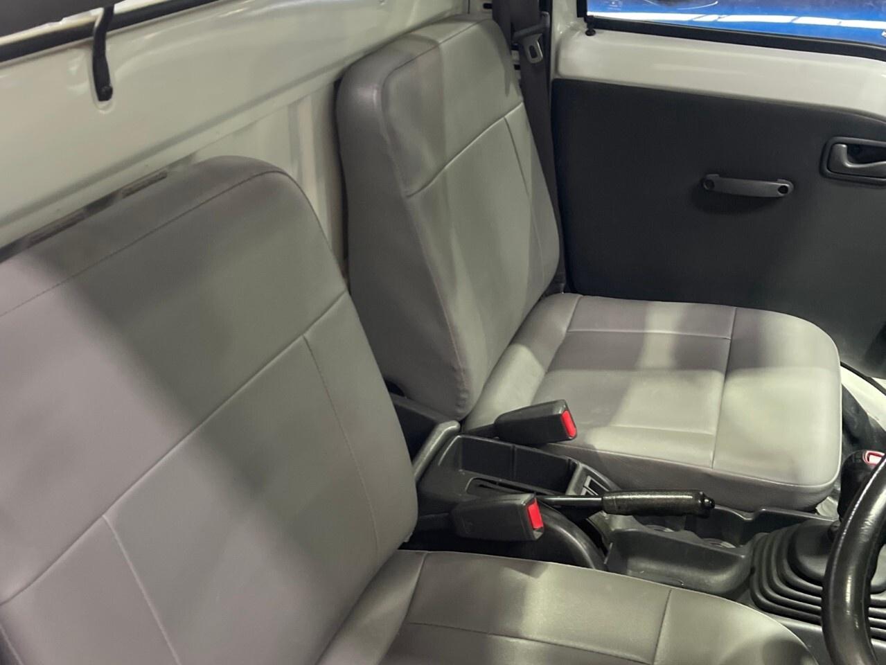 2005 Subaru Sambar RHD/low KMS/4x4/Leather seats/5spd manual Photo