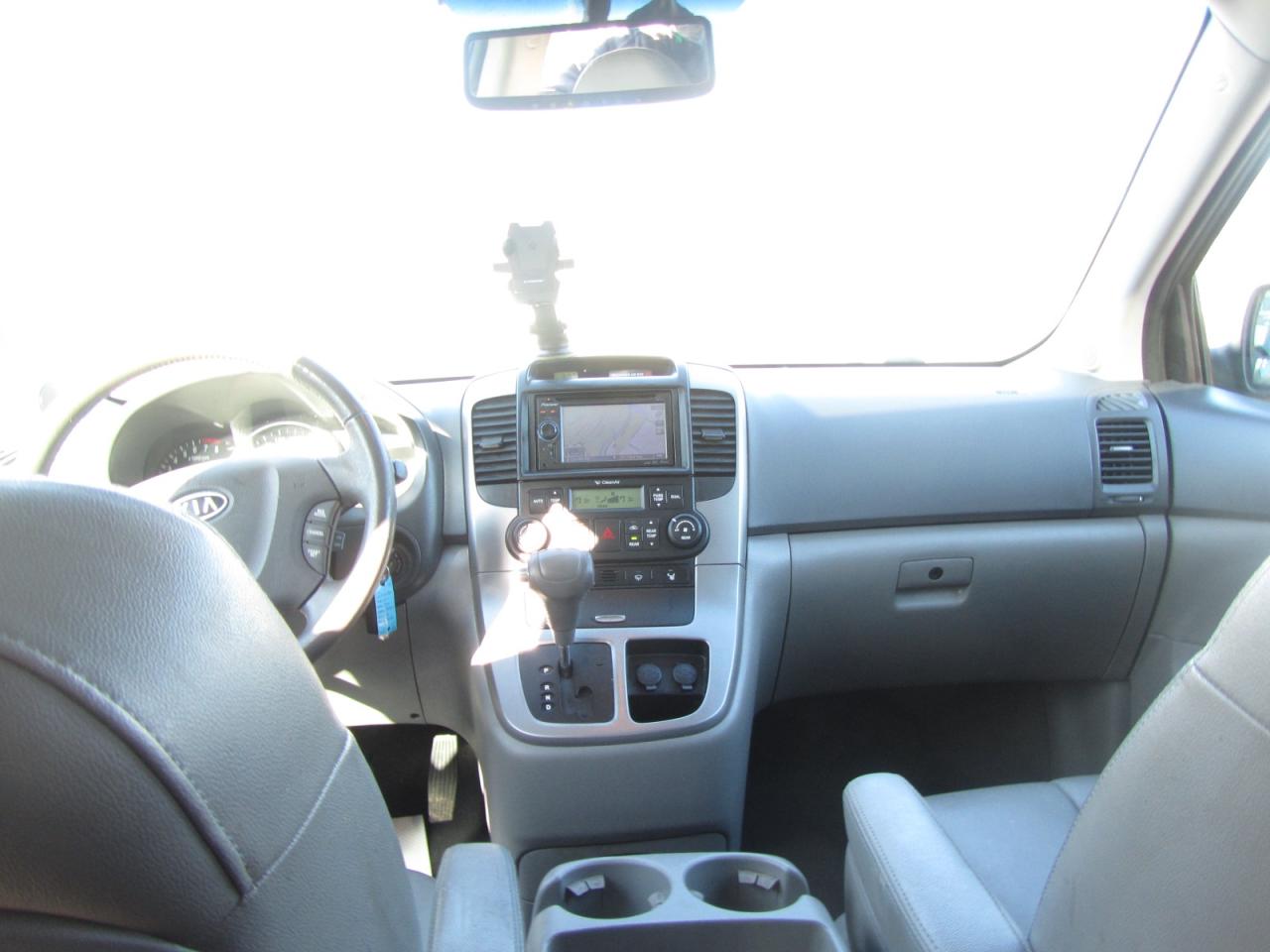 2011 Kia Sedona 4dr LWB EX Photo