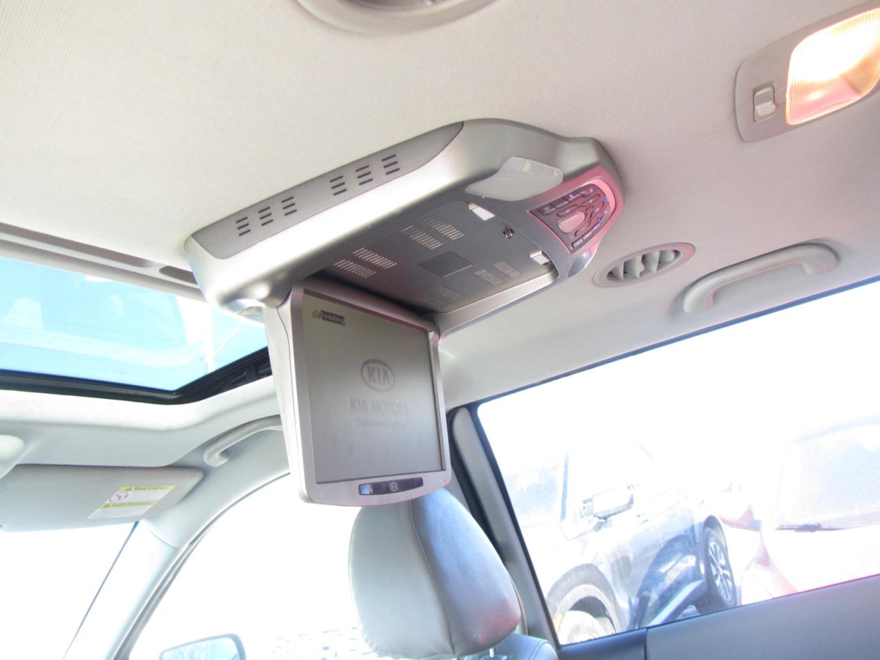 2011 Kia Sedona 4dr LWB EX Photo