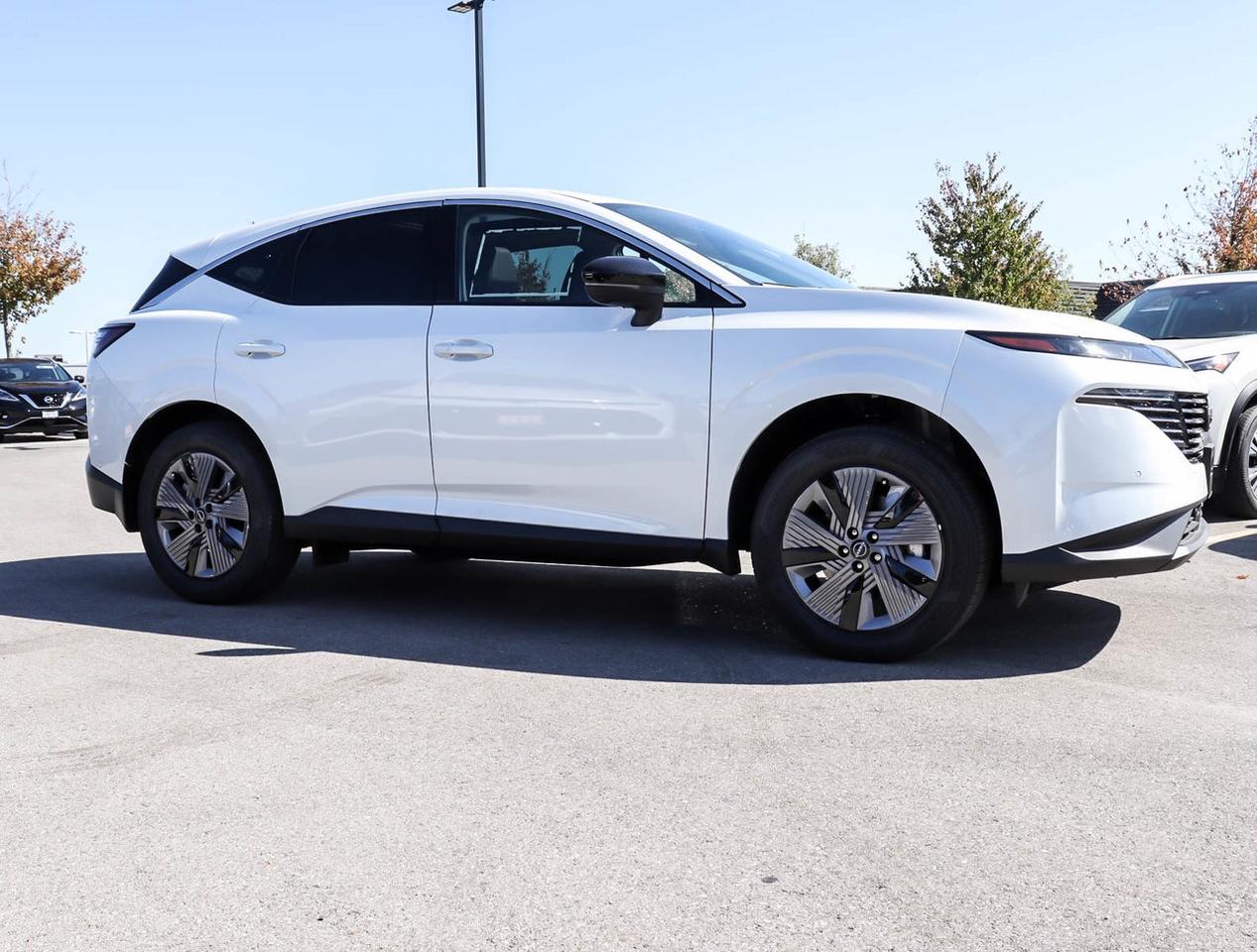 2025 Nissan Murano SL Photo2