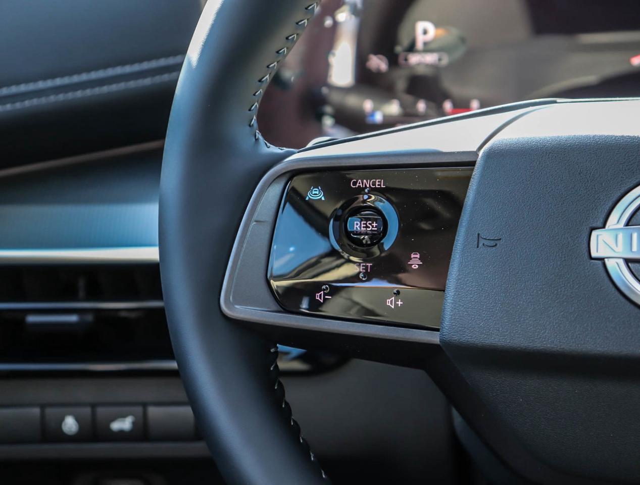 2025 Nissan Murano SL Photo