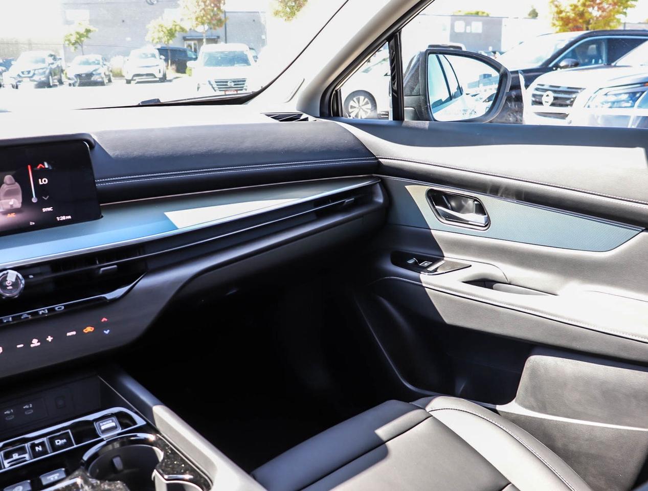 2025 Nissan Murano SL Photo