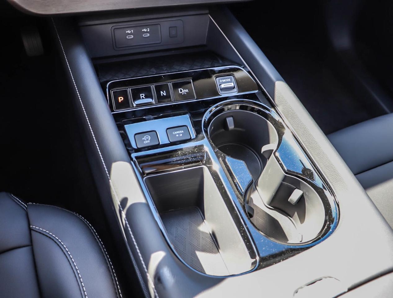 2025 Nissan Murano SL Photo