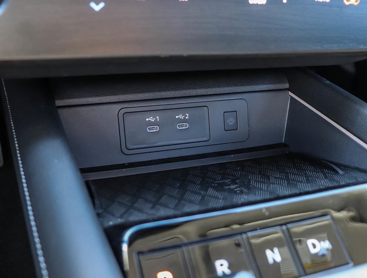 2025 Nissan Murano SL Photo