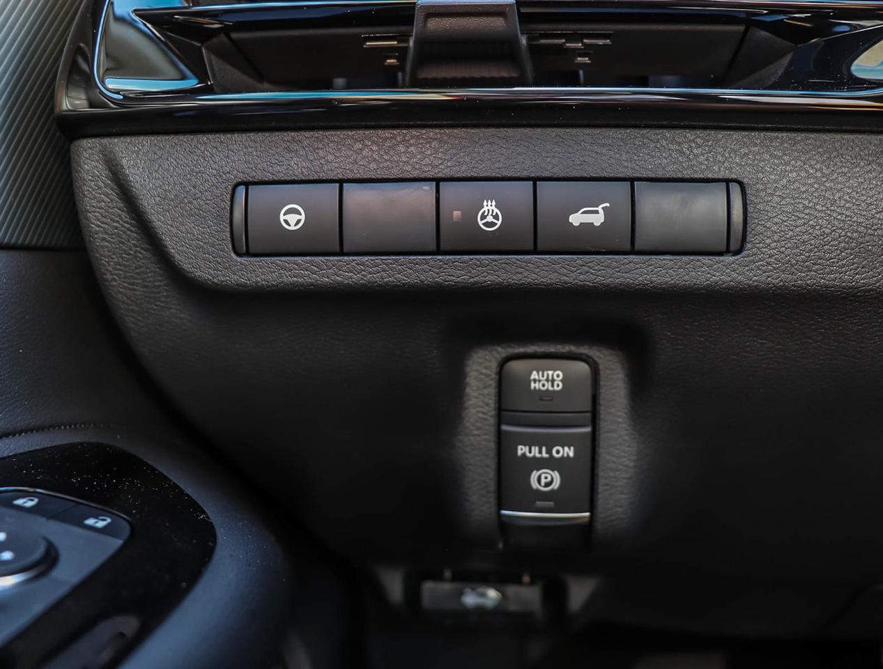 2025 Nissan Murano SL Photo