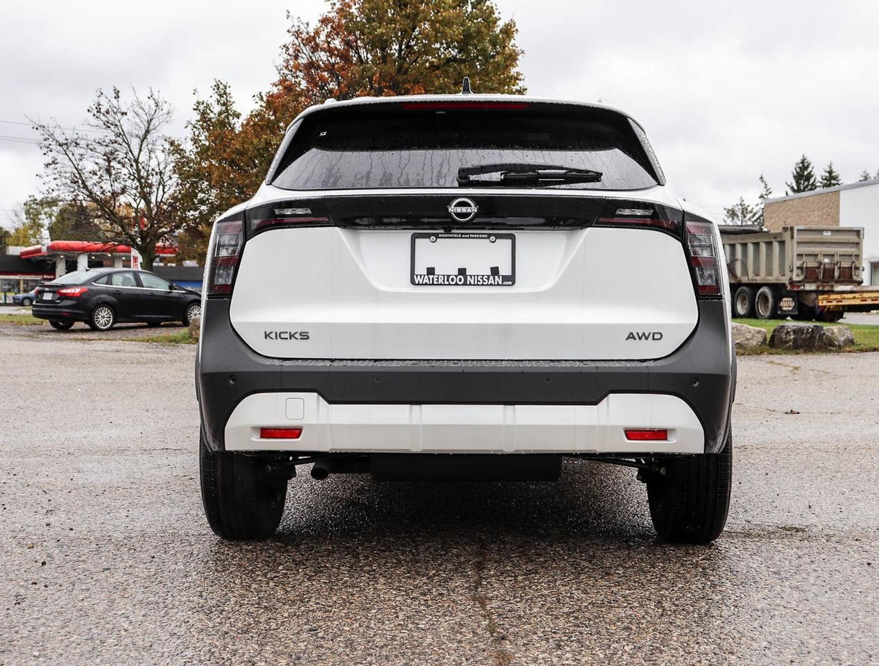 2026 Nissan Kicks SV PREMIUM AWD Photo