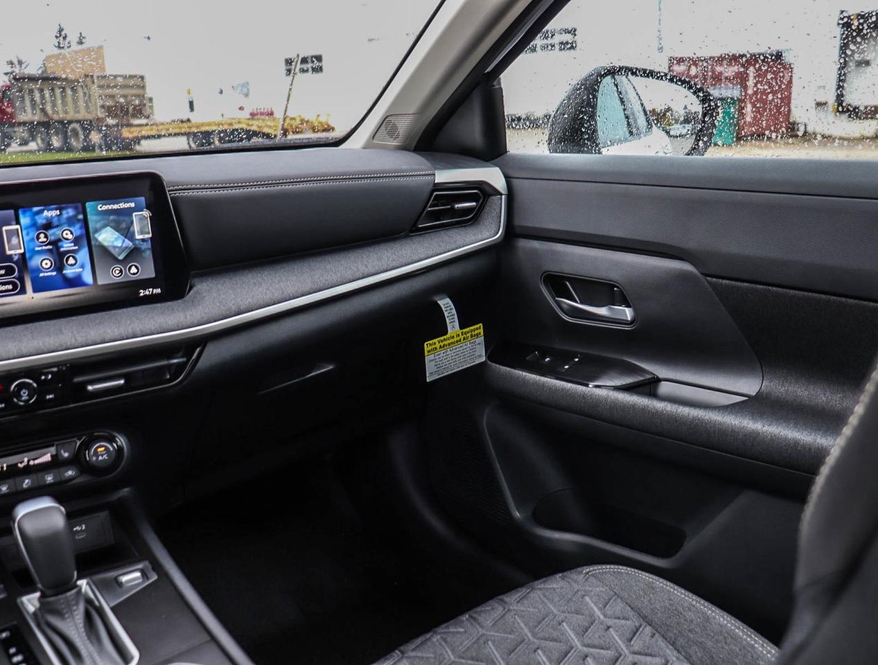 2026 Nissan Kicks SV PREMIUM AWD Photo