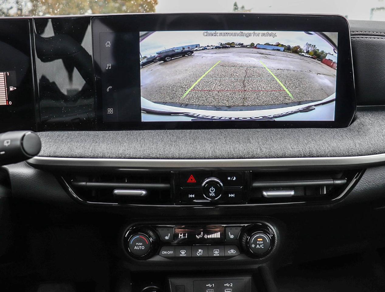 2026 Nissan Kicks SV PREMIUM AWD Photo