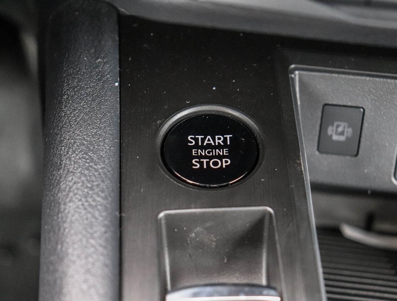 2026 Nissan Kicks SV PREMIUM AWD Photo