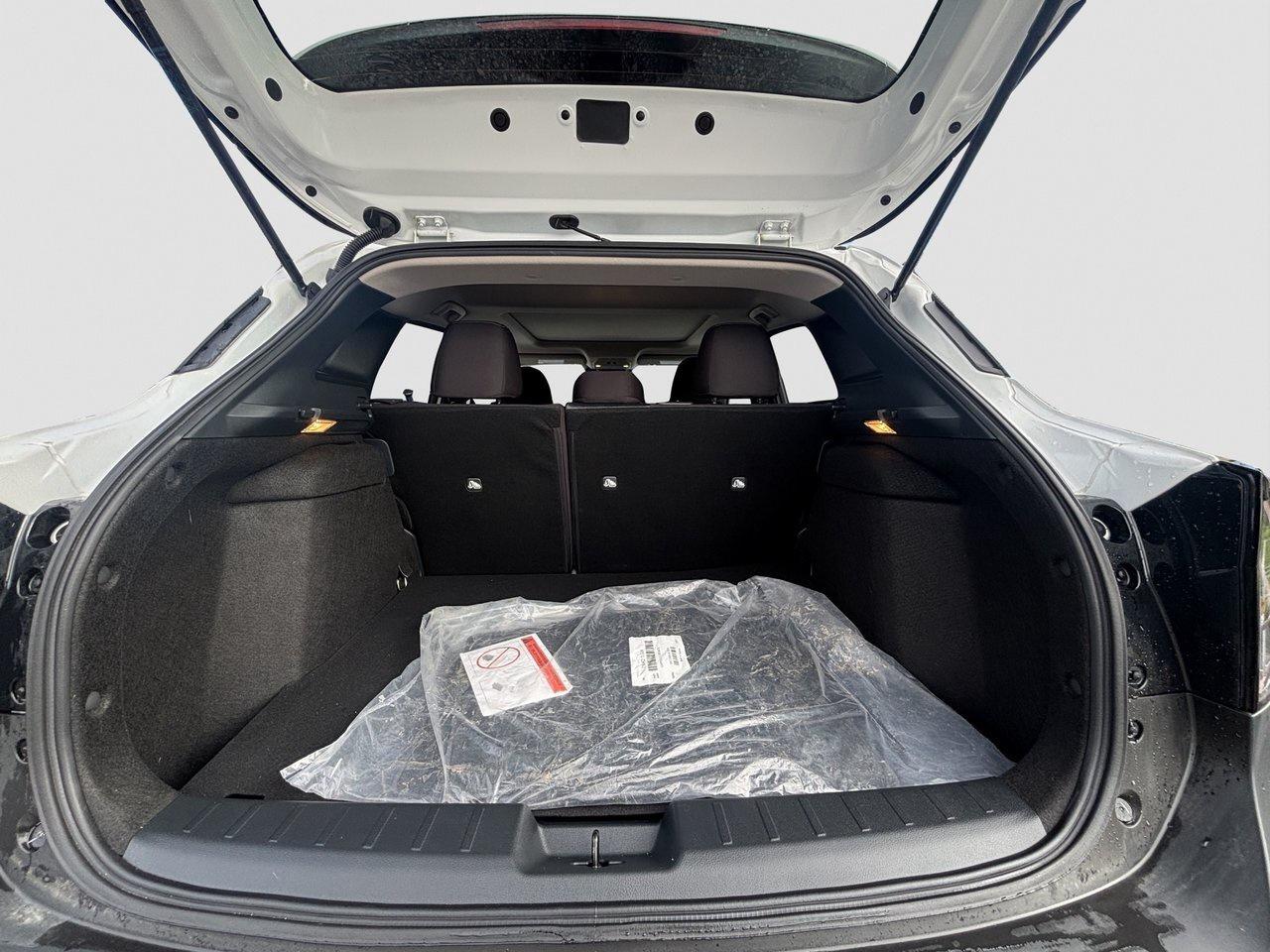 2026 Nissan Kicks SV PREMIUM AWD Photo