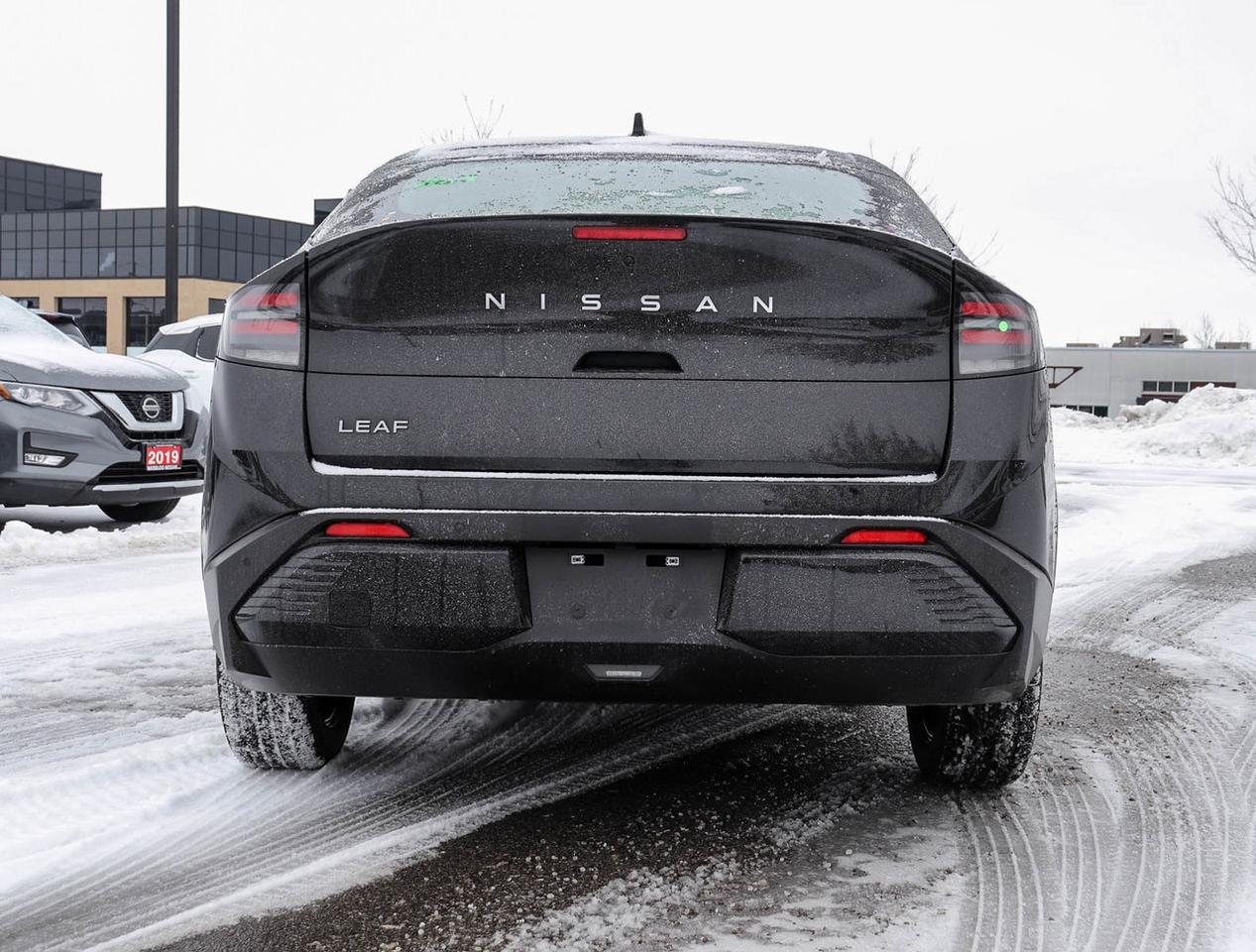 2026 Nissan Leaf S PLUS Photo3