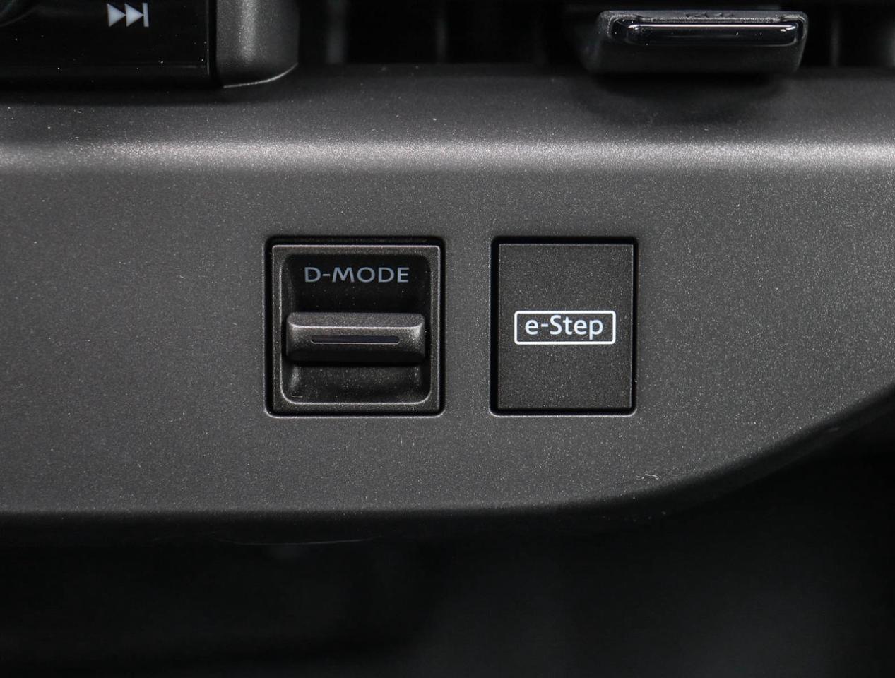 2026 Nissan Leaf S PLUS Photo