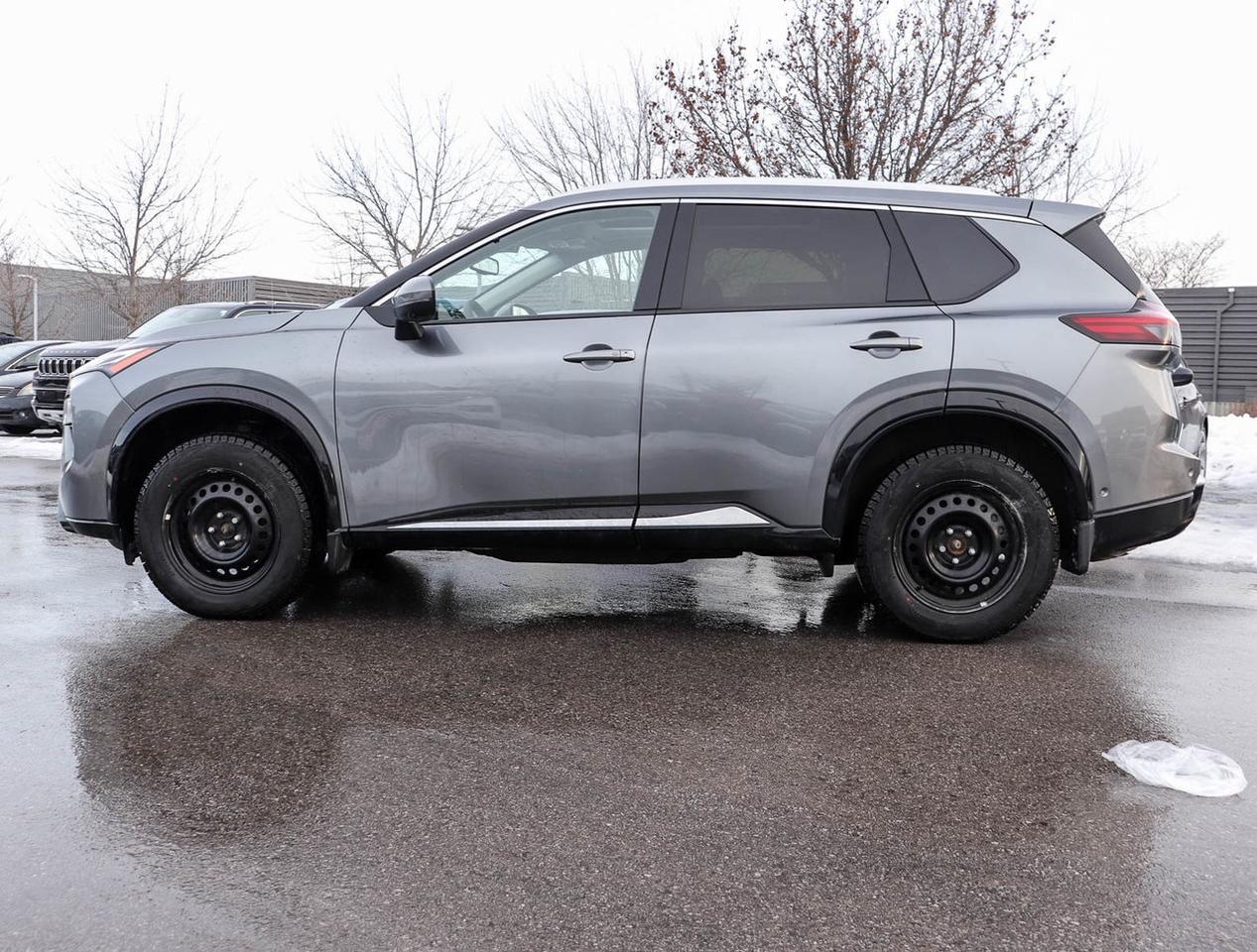 2026 Nissan Rogue Platinum Photo3