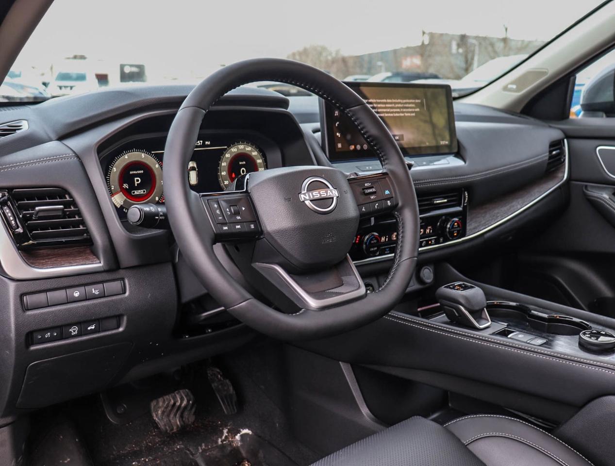 2026 Nissan Rogue Platinum Photo